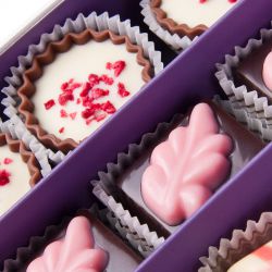 Czekoladki na komunię Finesse Lavender no.2 dla dziewczynki - MountBlanc - 4