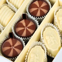 Bombonierka na komunię Finesse White no.2 z Twoimi życzeniami - MountBlanc - 3