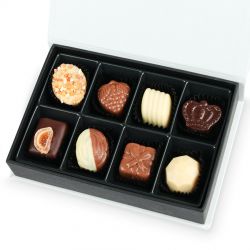 Praliny dla Babci i Dziadka Chocolate Box White Mini z Twoimi życzeniami - MountBlanc - 3