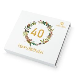 Prezent na urodziny Chocolate Box Medium White z Twoim napisem