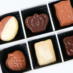 Czekoladki na Dzień Dziadka Finesse White z imieniem - MountBlanc - 4