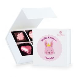 Czekoladki dla dziewczynki na Dzień Dziecka Finesse White no.1 "Słodka Królewna" z imieniem dziecka - MountBlanc - 1