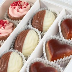 Bombonierka Finesse White no.3 Pierwsza Komunia Święta