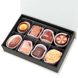 Prezent na Pierwszą Komunię Świętą Chocolate Box Mini White
