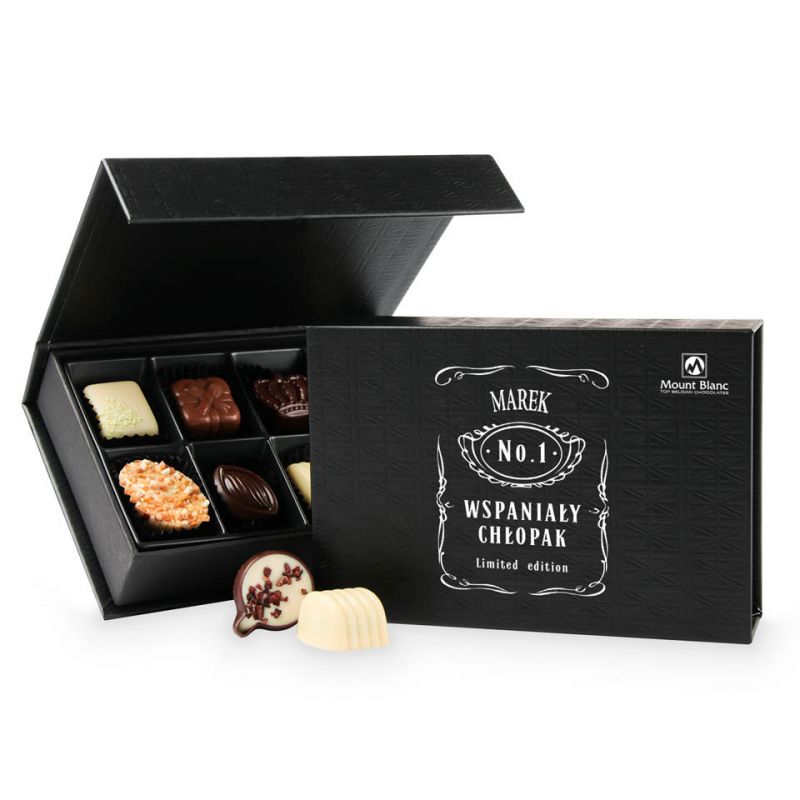 Praliny na Dzień Chłopaka Chocolate Box Mini Black z imieniem - MountBlanc - 1