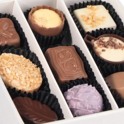 Finesse Lavender-White no.2 Czekoladki z nadrukiem firmowym - MountBlanc - 4