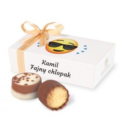 Praliny Mini Ballotin White no.3 Fajny Chłopak z imieniem