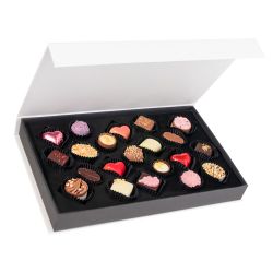 Bombonierka dla kobiety Chocolate Box White z Twoimi życzeniami