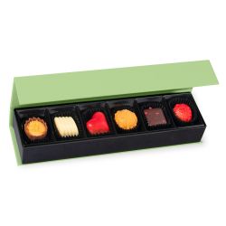 Czekoladki na Dzień Kobiet Chocolate Box Long Green Najsłodsze życzenia