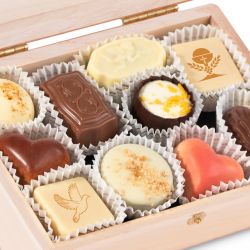 Czekoladki Decor Light z okazji Pierwszej Komunii Świętej z życzeniami - MountBlanc - 3