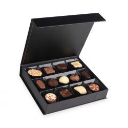 Upominek na imieniny Chocolate Box Medium Black z Twoimi życzeniami