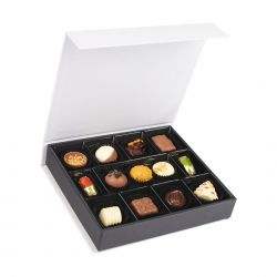 Czekoladki świąteczne Chocolate Box White Medium z Twoimi życzeniami - MountBlanc - 3